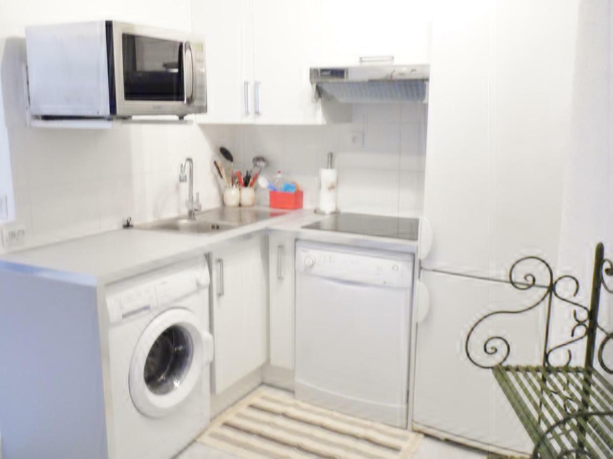 2mn/45m2/vue Mer/inernet/clim/parking Prive